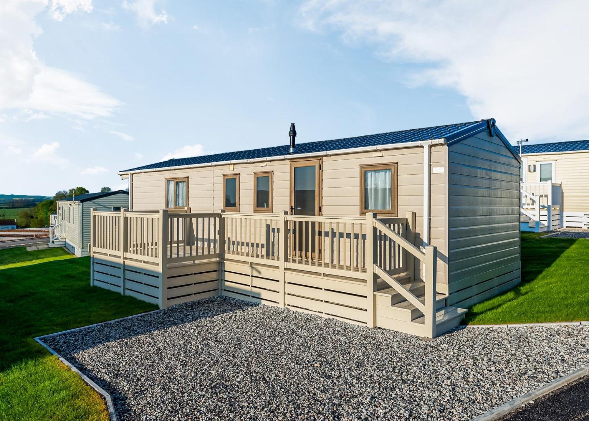 Meadow Lakes Holiday Park Сент-Остел Экстерьер фото